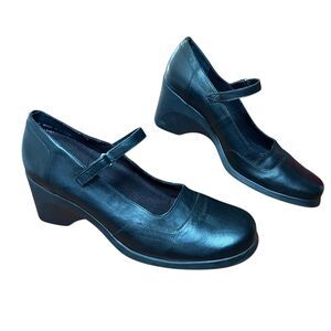 DKNY Mary Jane Shoes Women's 10 Black Leather Dark Academia Goth Grunge Comfort